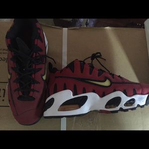 Woman’s Nike sneakers